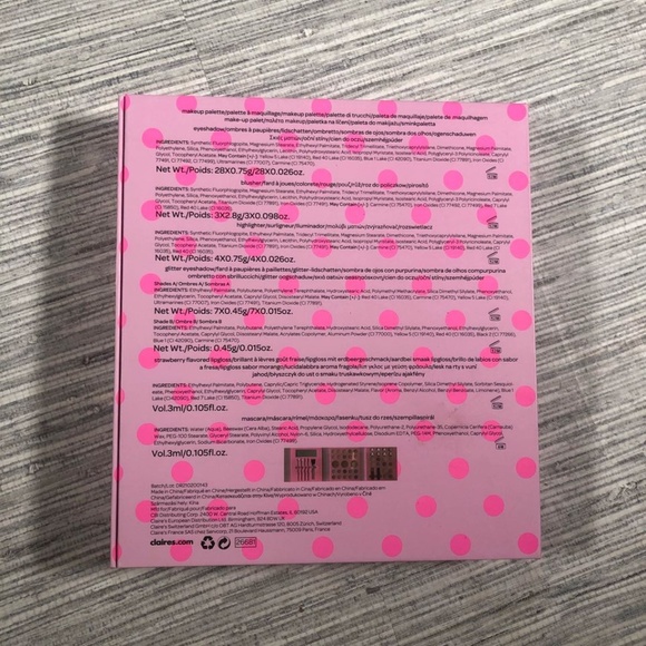 Claires Girls makeup palette Love to Glow 50 Piece Makeup Set - Picture 7 of 10